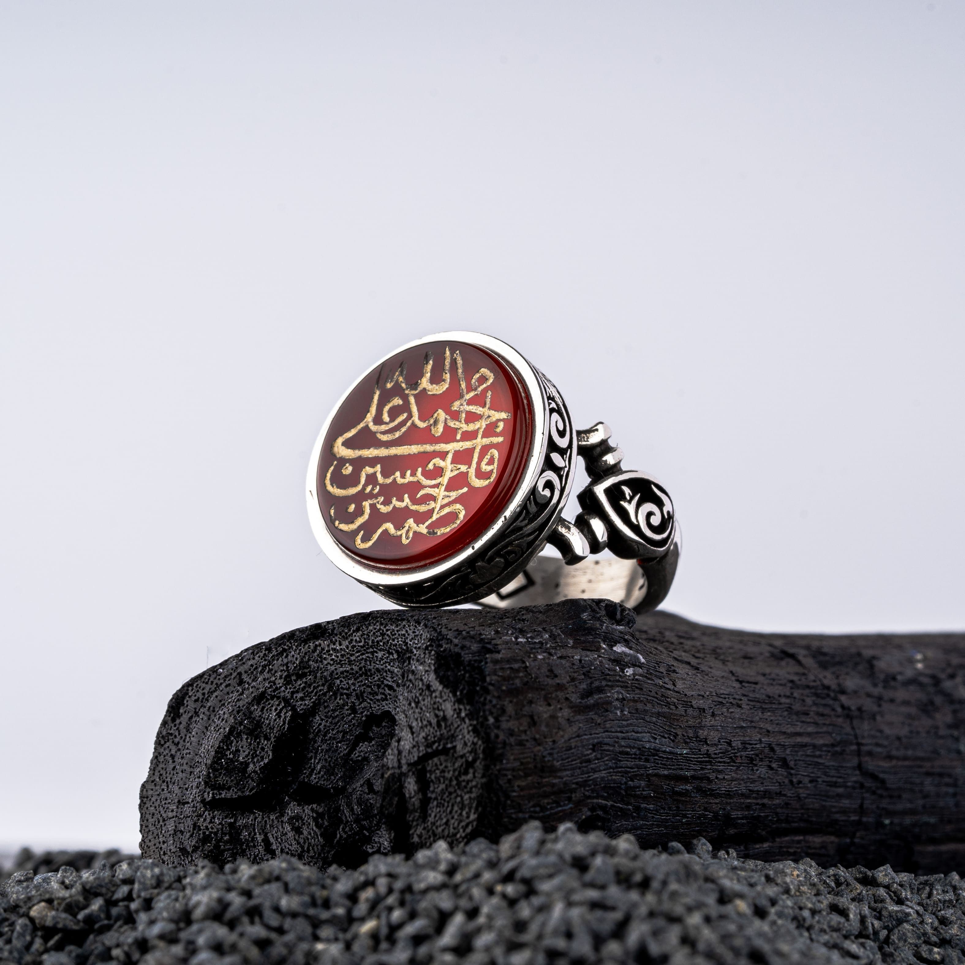 خاتم عقيق 